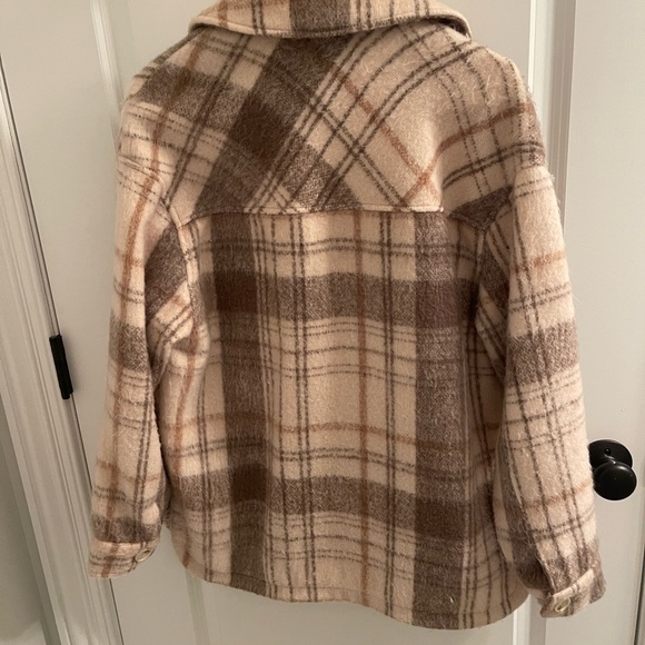 Zara shacket tan and brown - Picture 3 of 3